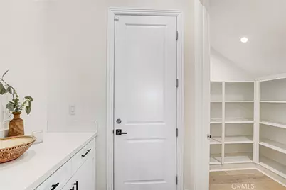 20446 W Albion, Porter Ranch, CA 91326 - Photo 25