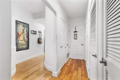 10626 Valley Spring #103, Toluca Lake, CA 91602 - Photo 7