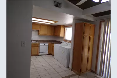 561 Frances, Barstow, CA 92311 - Photo 3