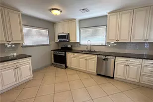 7065 E Stearns, Long Beach, CA 90815 - Photo 3