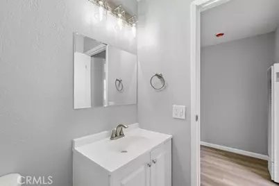 10401 Shaw, Oakland, CA 94605 - Photo 17