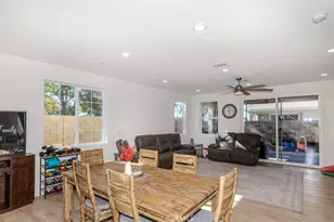 7082 Mallow Dr, Fontana, CA 92336 - Photo 13