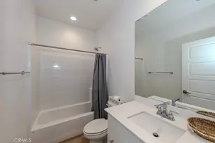 7082 Mallow Dr, Fontana, CA 92336 - Photo 23