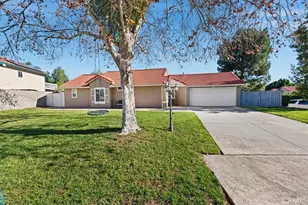 23316 Canyon Pines Pl, Corona, CA 92883 - Photo 3