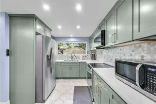 2520 N Tustin, Santa Ana, CA 92705 - Photo 11