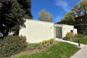 2382 Via Mariposa, Laguna Woods, CA 92637 - Photo 9