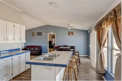 19032 Bonanza Trail, Helendale, CA 92342 - Photo 13