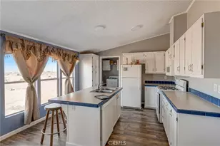 19032 Bonanza Trail, Helendale, CA 92342 - Photo 9