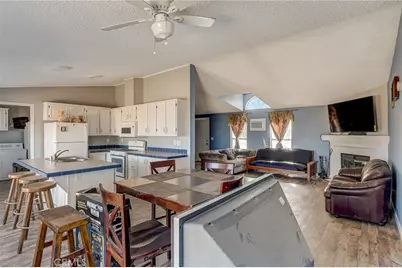 19032 Bonanza Trail, Helendale, CA 92342 - Photo 11