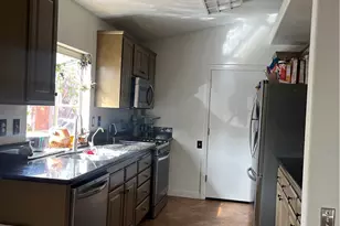 32730 Royal Oak Ln, Lake Elsinore, CA 92530 - Photo 5