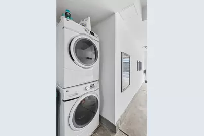 206 Placemark, Irvine, CA 92614 - Photo 37