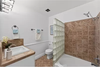 1752 E Commonwealth #102, Fullerton, CA 92831 - Photo 25
