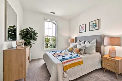 8 Versailles, Irvine, CA 92602 - Photo 17