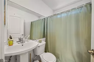 905 Gardenia, Long Beach, CA 90813 - Photo 23