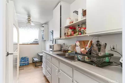 905 Gardenia, Long Beach, CA 90813 - Photo 31