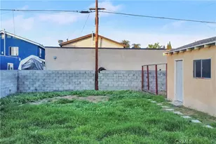 727 W 53rd St, Los Angeles, CA 90037 - Photo 27