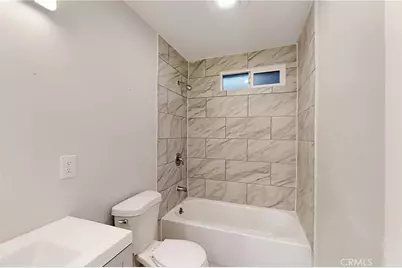 727 W 53rd Street, Los Angeles, CA 90037 - Photo 11