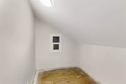 727 W 53rd Street, Los Angeles, CA 90037 - Photo 15