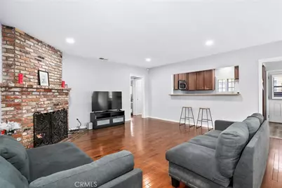 10525 Washington Avenue, South Gate, CA 90280 - Photo 5