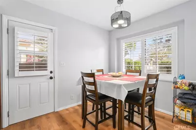 10525 Washington Avenue, South Gate, CA 90280 - Photo 7
