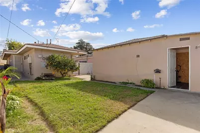 10525 Washington Avenue, South Gate, CA 90280 - Photo 19