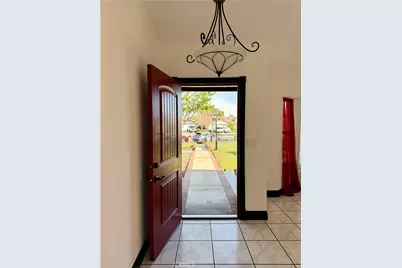 8820 Buckeye, Fontana, CA 92335 - Photo 5