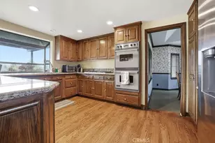 24300 Sylvan Glen, Calabasas, CA 91302 - Photo 15