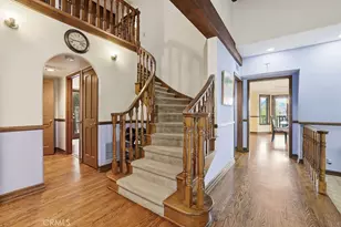 24300 Sylvan Glen, Calabasas, CA 91302 - Photo 9