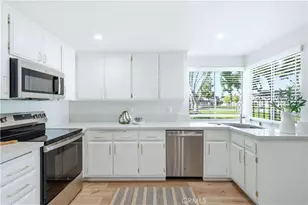 11271 Lowell Ct, Cypress, CA 90630 - Photo 17