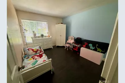 2910 Bradford Place, Santa Ana, CA 92707 - Photo 5