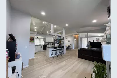 101 Parrot Lane, Fountain Valley, CA 92708 - Photo 17