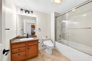 2321 W 10th St, Los Angeles, CA 90006 - Photo 27