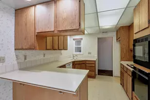 7641 Lee Dr, Buena Park, CA 90620 - Photo 13
