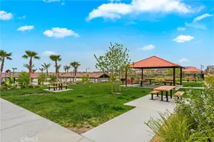 5253 Wildflower Ln, Fontana, CA 92336 - Photo 43