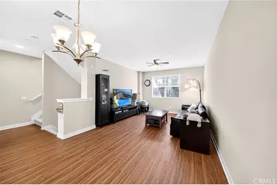 8604 Whittle Court, Downey, CA 90240 - Photo 9