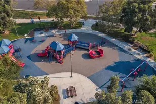 4644 Portofino Cir, Cypress, CA 90630 - Photo 43