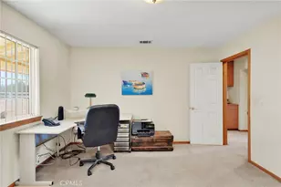 11062 Hollister Rd, Oak Hills, CA 92344 - Photo 37