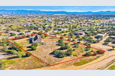 11062 Hollister Road, Oak Hills, CA 92344 - Photo 1