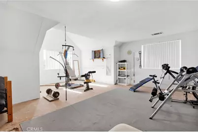 11062 Hollister Road, Oak Hills, CA 92344 - Photo 45