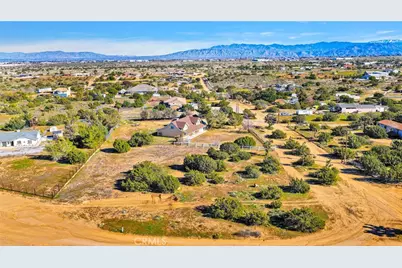 11062 Hollister Road, Oak Hills, CA 92344 - Photo 59