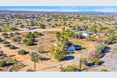 11062 Hollister Road, Oak Hills, CA 92344 - Photo 63