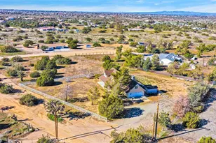 11062 Hollister Rd, Oak Hills, CA 92344 - Photo 63