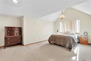 11062 Hollister Rd, Oak Hills, CA 92344 - Photo 41