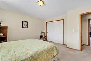 11062 Hollister Rd, Oak Hills, CA 92344 - Photo 25