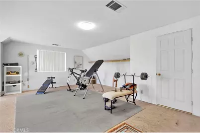 11062 Hollister Road, Oak Hills, CA 92344 - Photo 45