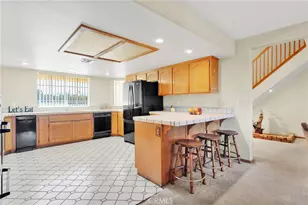 11062 Hollister Rd, Oak Hills, CA 92344 - Photo 15