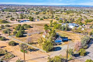 11062 Hollister Rd, Oak Hills, CA 92344 - Photo 63