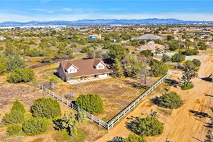 11062 Hollister Rd, Oak Hills, CA 92344 - Photo 57