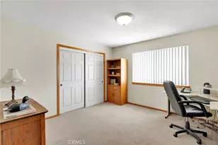 11062 Hollister Rd, Oak Hills, CA 92344 - Photo 35