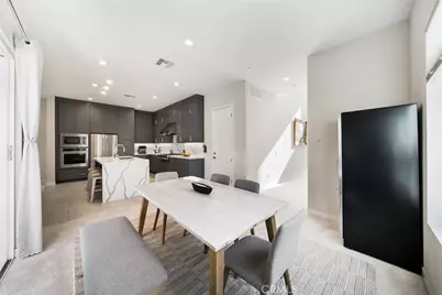 160 Tivoli, Lake Forest, CA 92630 - Photo 5